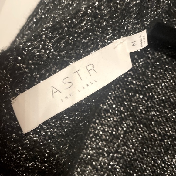 ASTR open back black and silver sweater - Picture 4 of 4